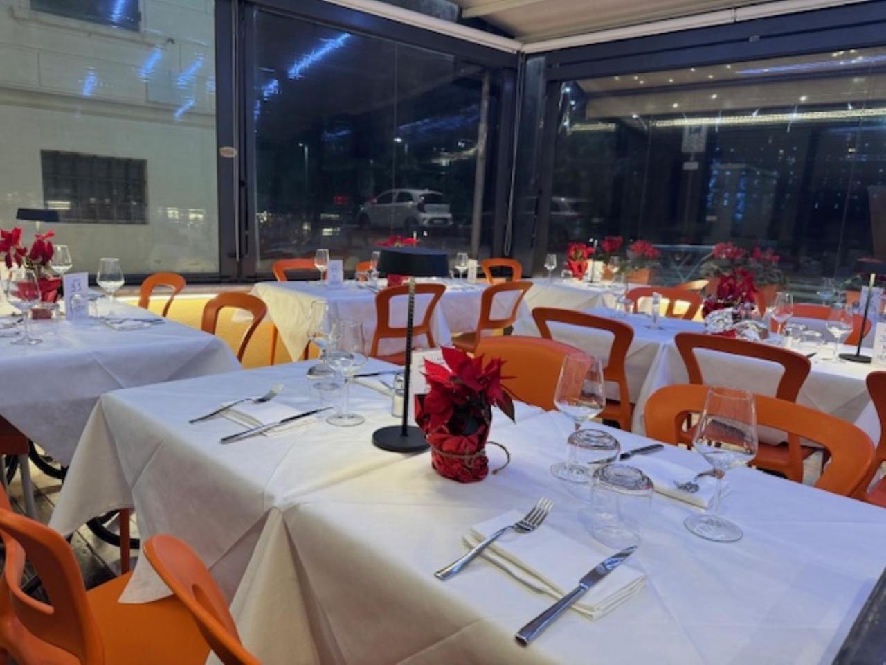 Hotel Ristorante Milton Varazze Exterior foto